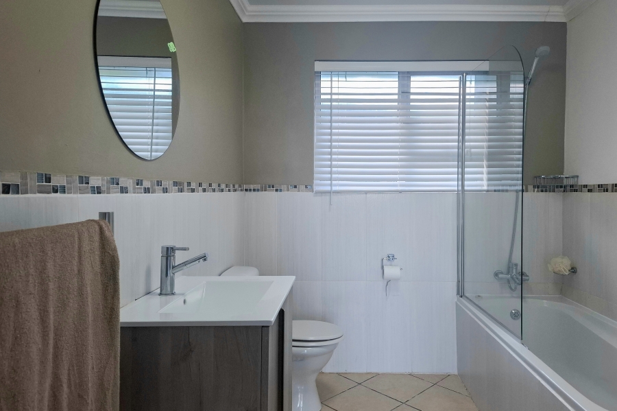 3 Bedroom Property for Sale in Welbedacht Western Cape